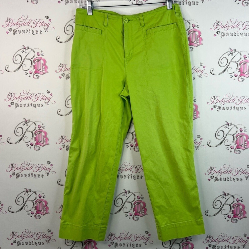 Dry Goods capri cropped ankle pants bright neon Lime Green Capris pockets on bum